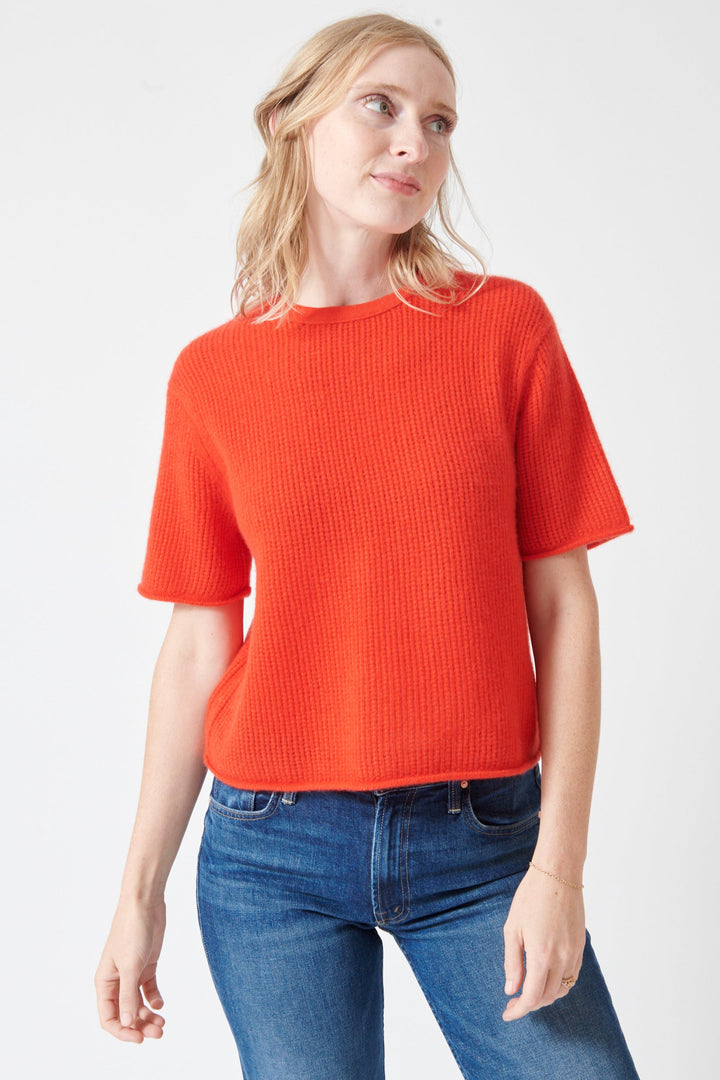 Madi wearing White + Warren Cashmere Waffle Mesh Tee front view