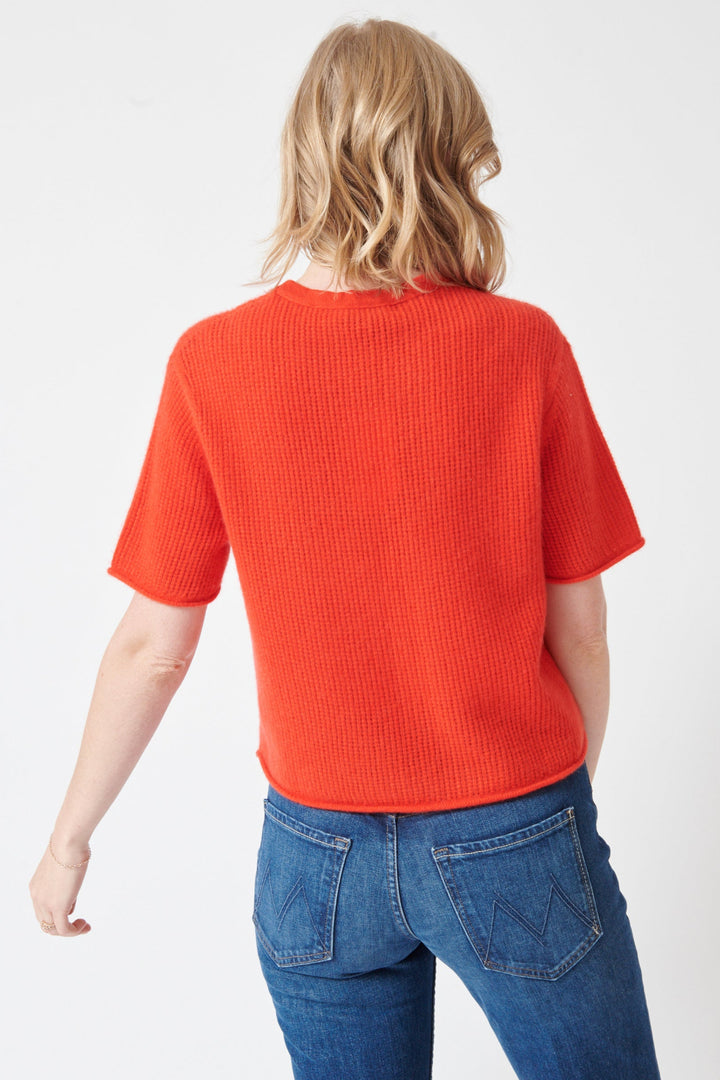 Madi wearing White + Warren Cashmere Waffle Mesh Tee rear view