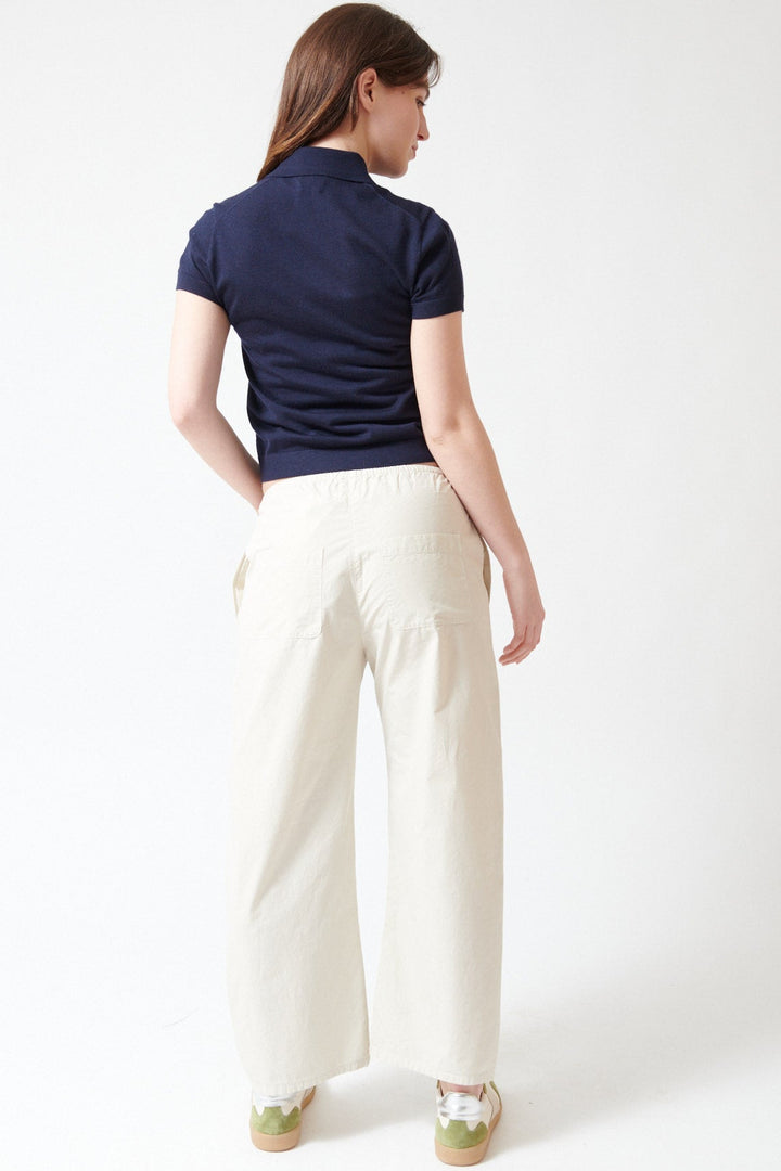 Sophie wearing LESET Kyoto Carpenter Pant rear view