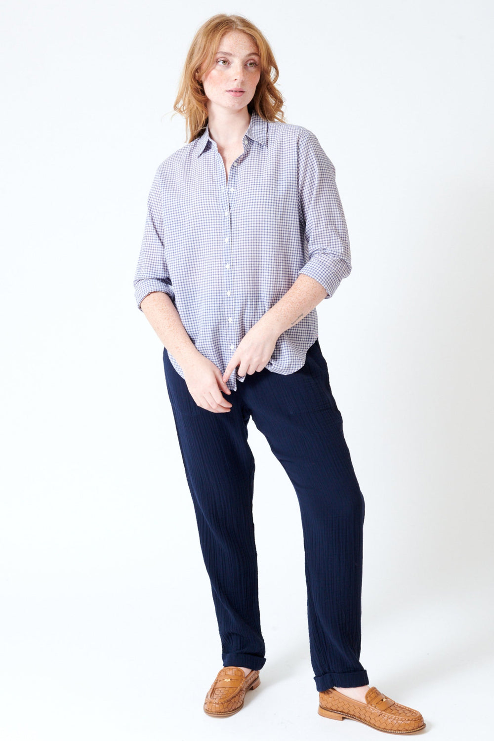 Waverly wearing Xirena Dallon Pant front view