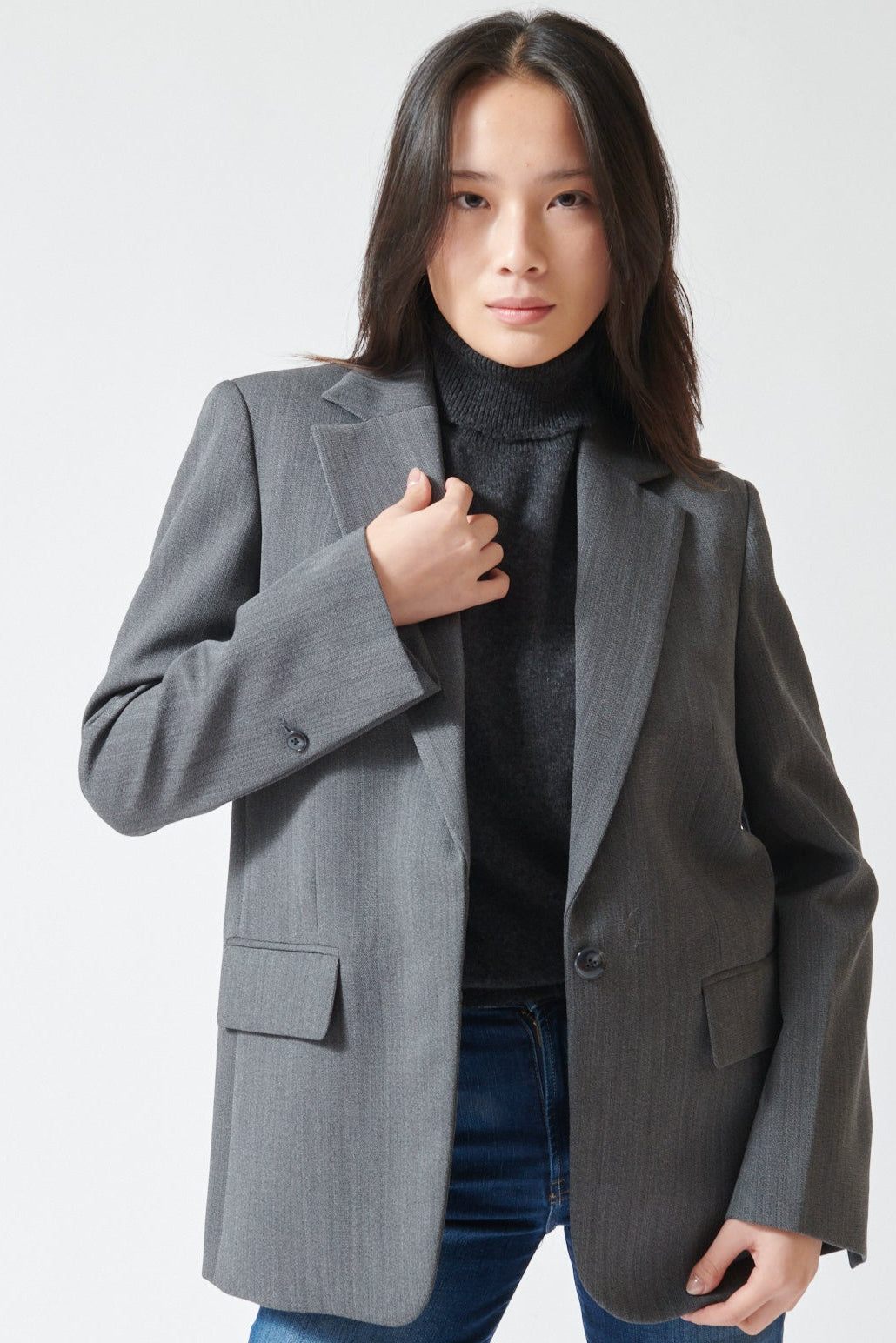 Lilly wearing TWP Jillian Blazer Medium front view