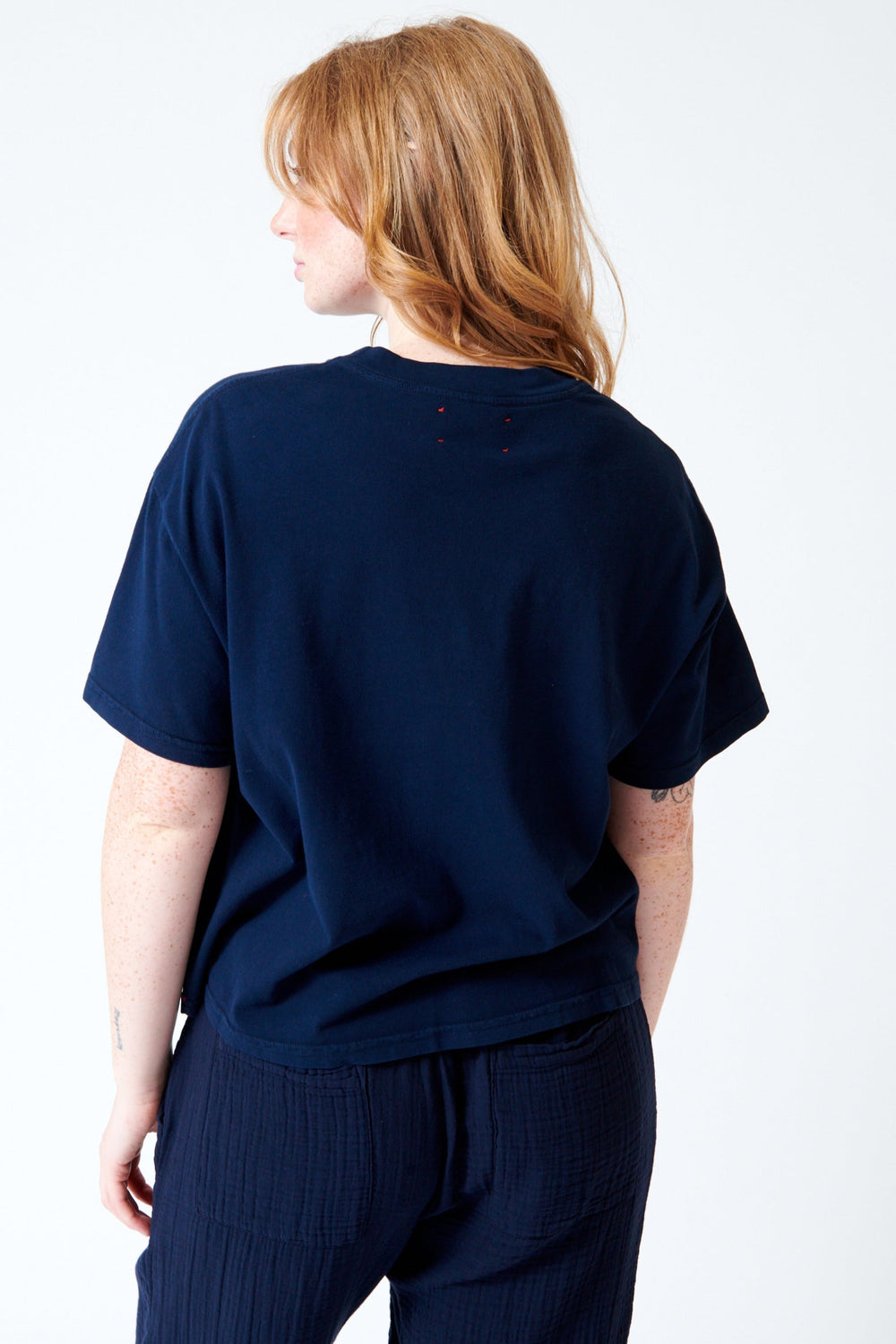 Waverly wearing Xirena Palmer Tee rear view