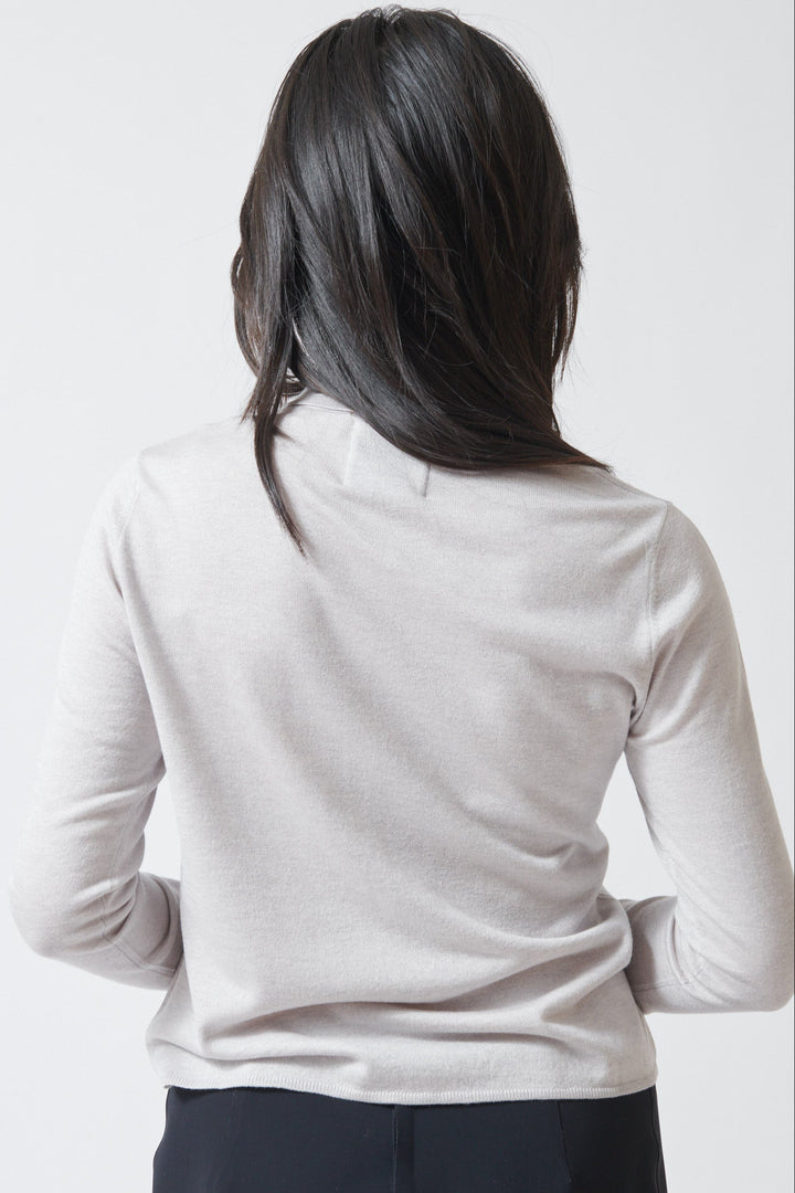 Lilly wearing Jumper 1234 Slinky Shirt rear view