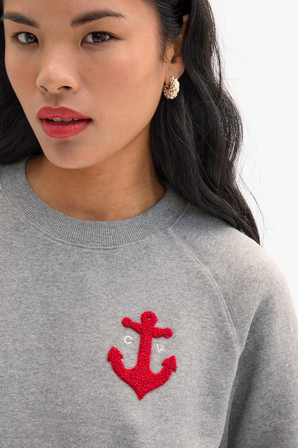 Model wearing Clare V. Le Court Sweatshirt With Petit Chenille Anchor Grey Melange CV Anchor front/detail  view