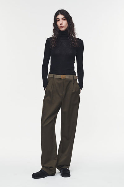 6397 Slouchy Trouser in Army