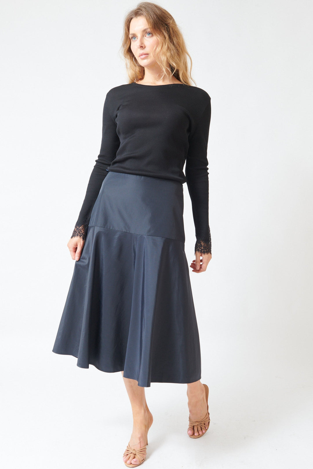 Mari wearing Dorothee Schumacher Sporty Elegance Skirt front view