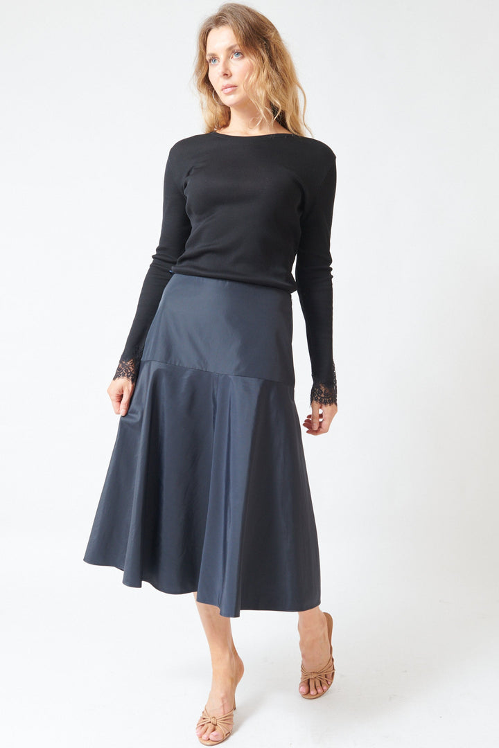 Mari wearing Dorothee Schumacher Sporty Elegance Skirt front view