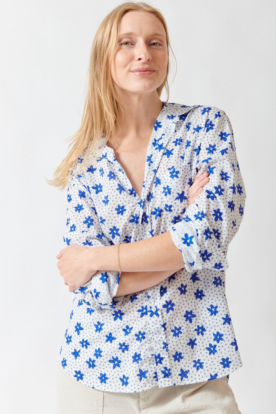 Madi wearing Frank & Eileen Eileen Relaxed Button Up Shirt front view