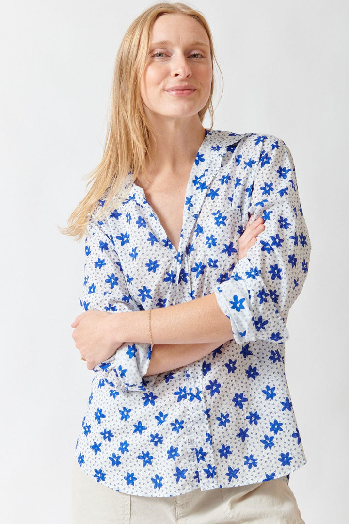 Madi wearing Frank & Eileen Eileen Relaxed Button Up Shirt front view