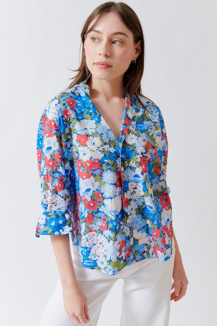 Amanda wearing Frank & Eileen Eileen Relaxed Button Up Shirt Floral Blue Red Green front view
