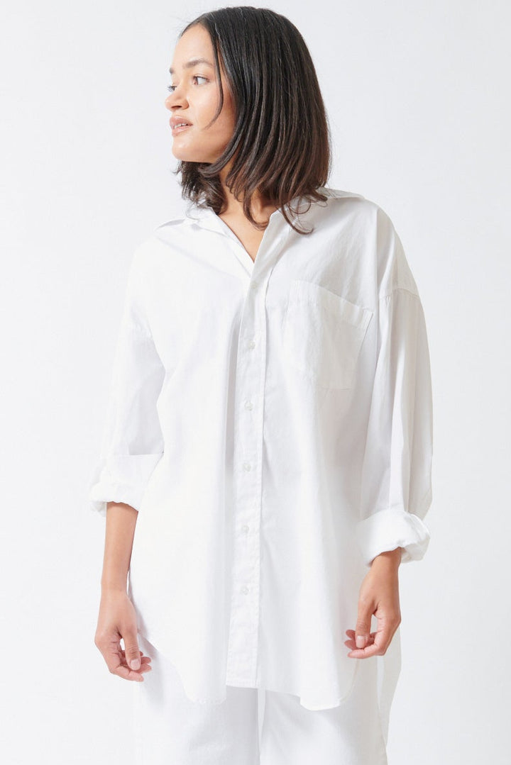 Amanda wearing Frank & Eileen Mackenzie One Size Button Up Shirt White Superluxe front view