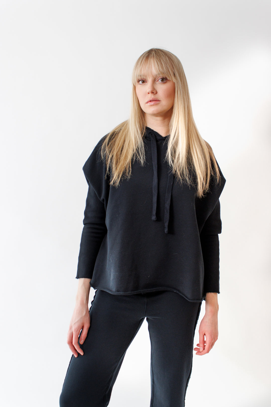 Bailey wearing Frank & Eileen Kane Capelet Hoodie front view