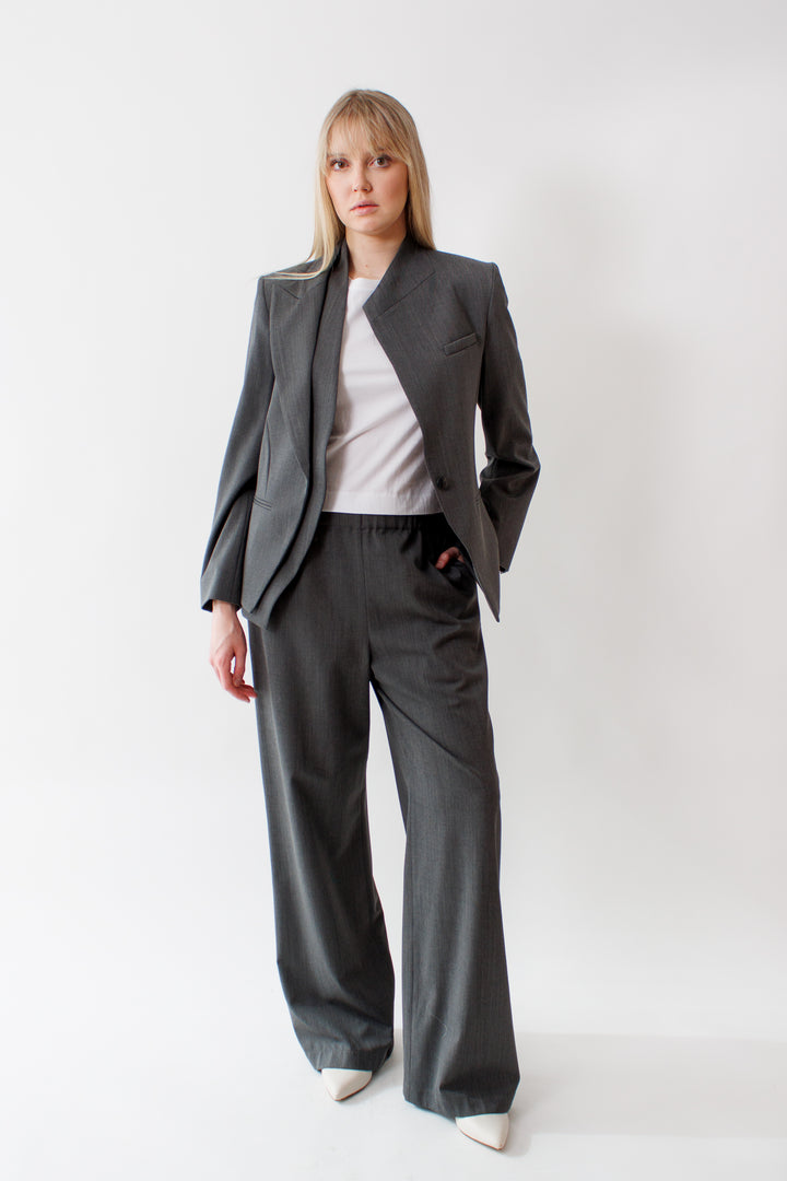 Bailey wearing TWP Jillian Sweatpant Medium front view
