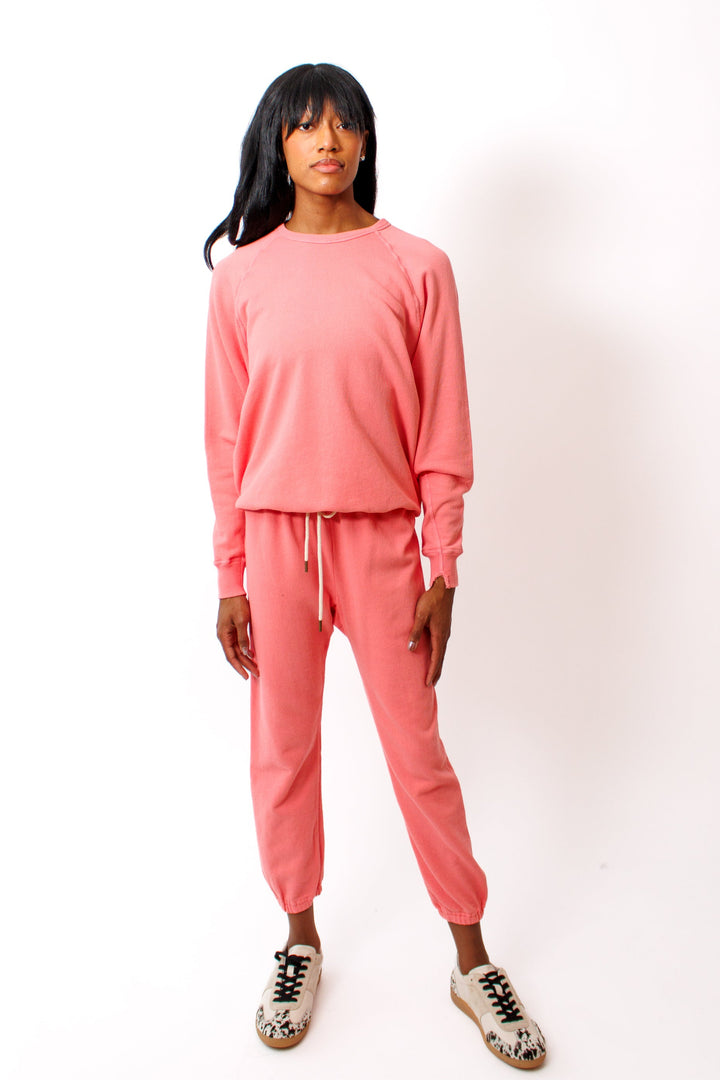 Ja'mes wearing The Great The Stadium Sweatpant Confetti front view
