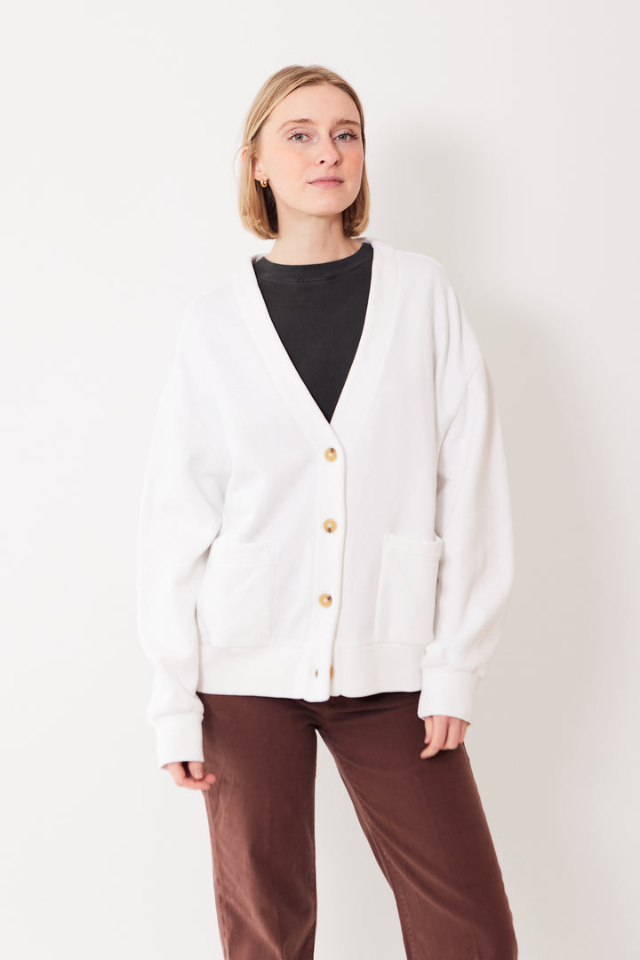 Madi wearing Xirena Benny Cardigan front view