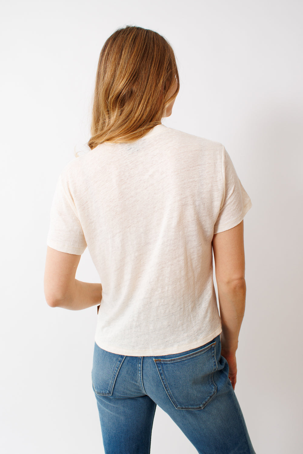 Mari wearing Jamie Haller The Chameleon Linen Tee rear view
