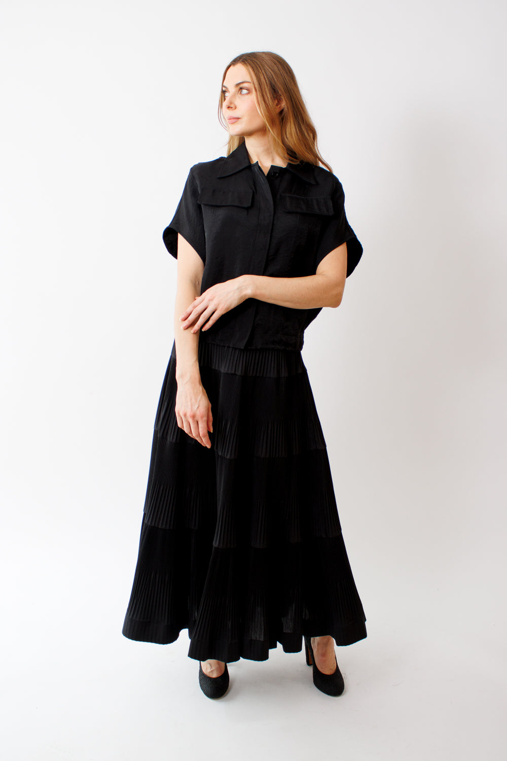 Mari wearing Meimeij Tiered Pleated Full Skirt front view