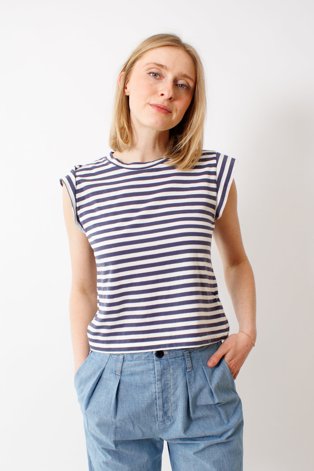 Madi wearing The Great The Peak Shoulder Tee front view