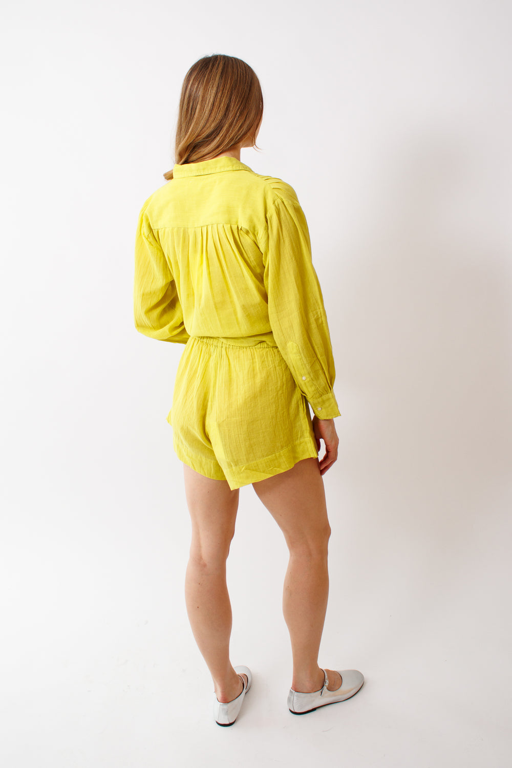 Mari wearing The Great The Delta Short rear view