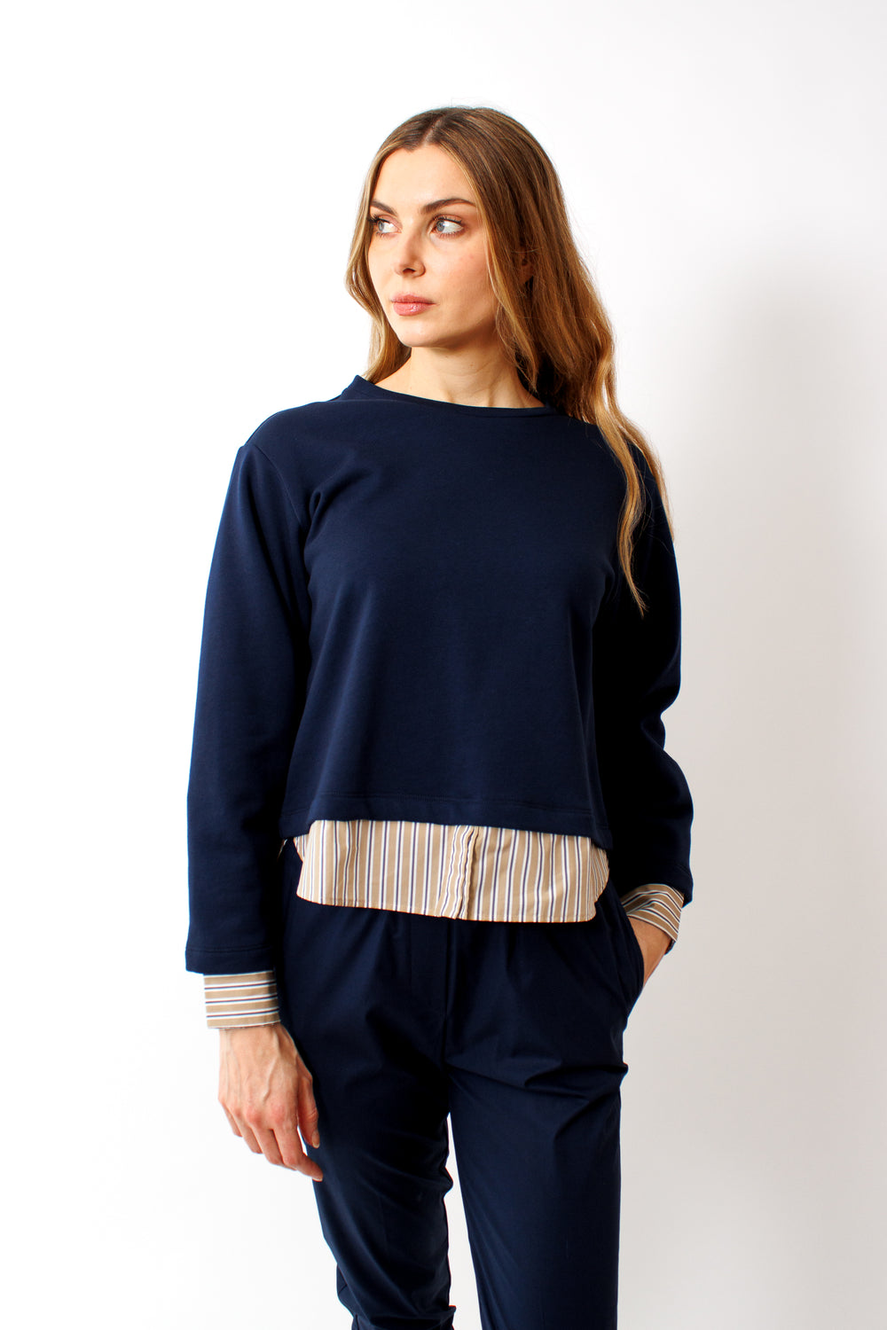 Mari wearing Rosso 35 Sweatshirt front view