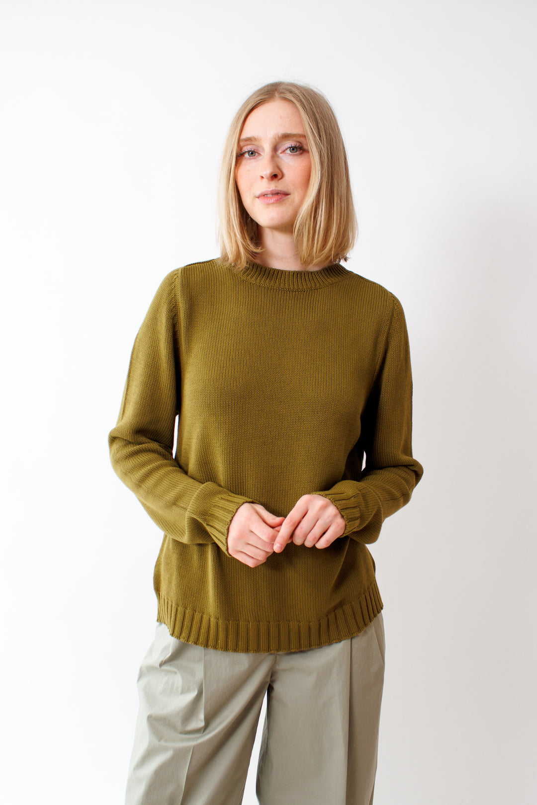 Madi wearing Labo.Art Train Sweater front view 