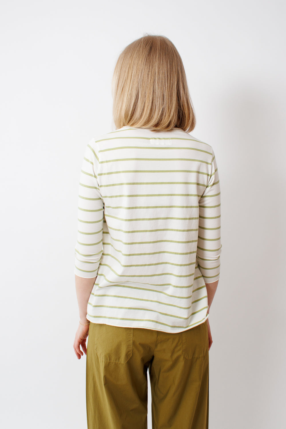 Madi wearing Labo.Art Jeppe Tee rear view