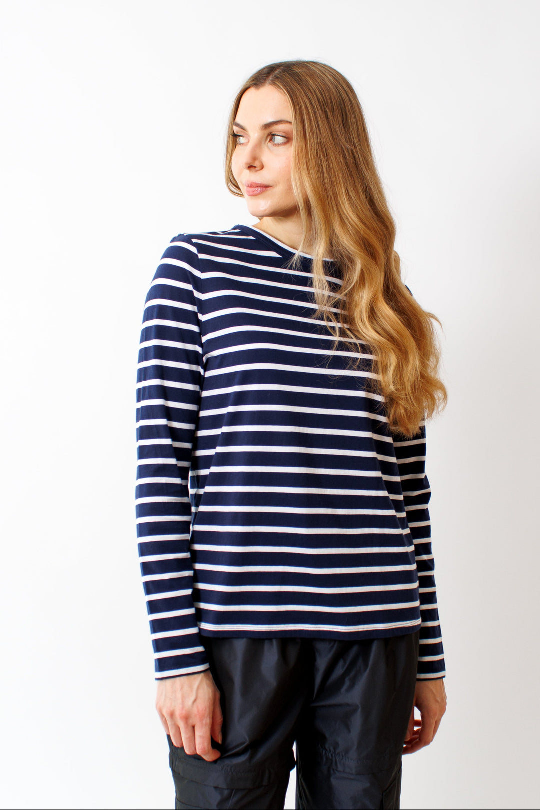 Mari wearing Allude Long Sleeve Striped Cotton Tee front view