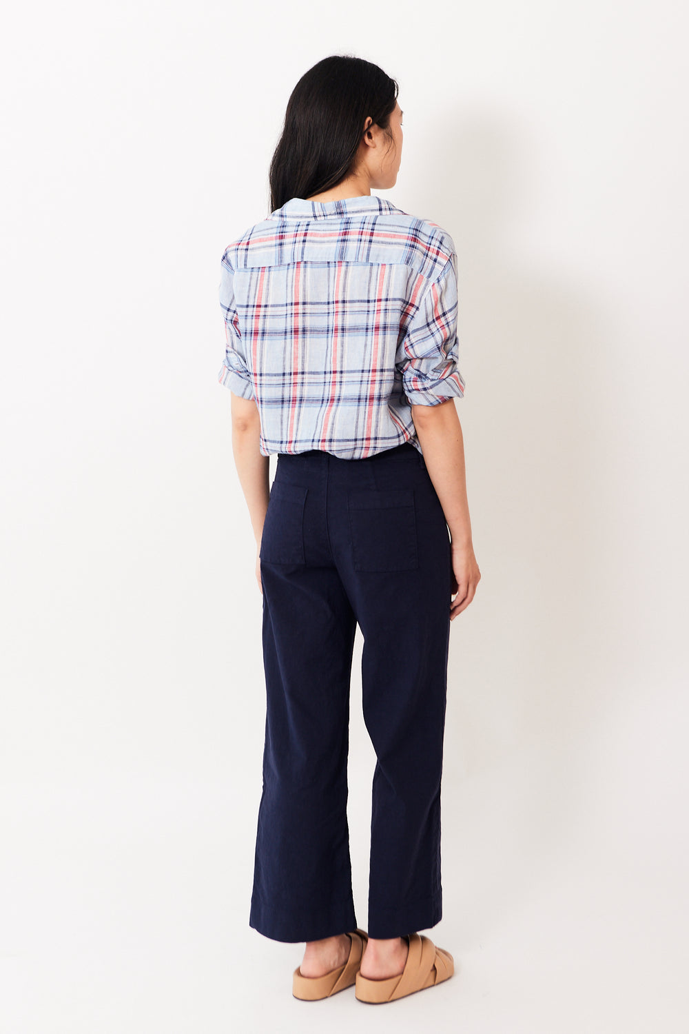 Madelyn wearing Frank & Eileen The Wexford Trouser rear view