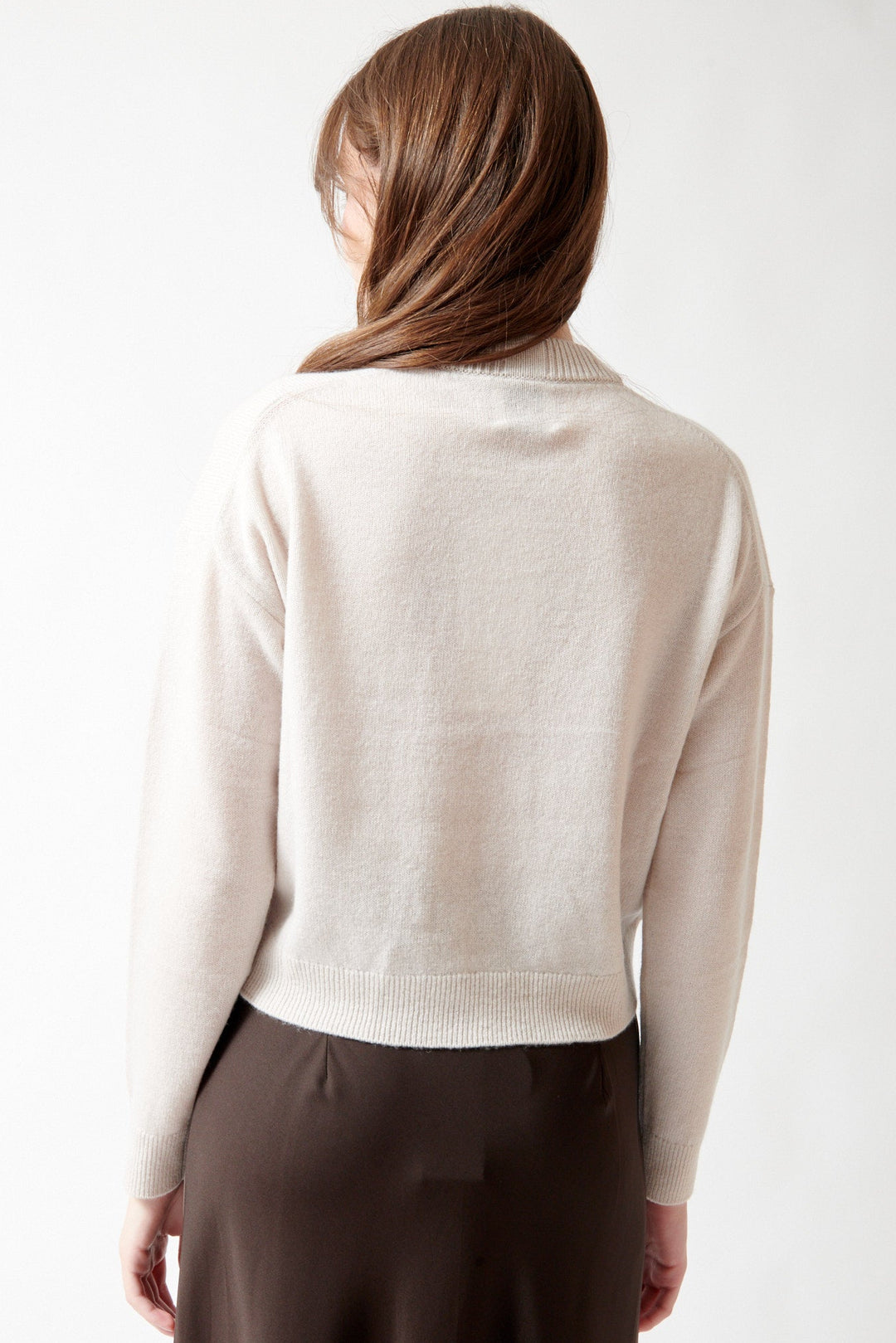 Angela wearing Allude Full Sleeve Inga Sweater rear view