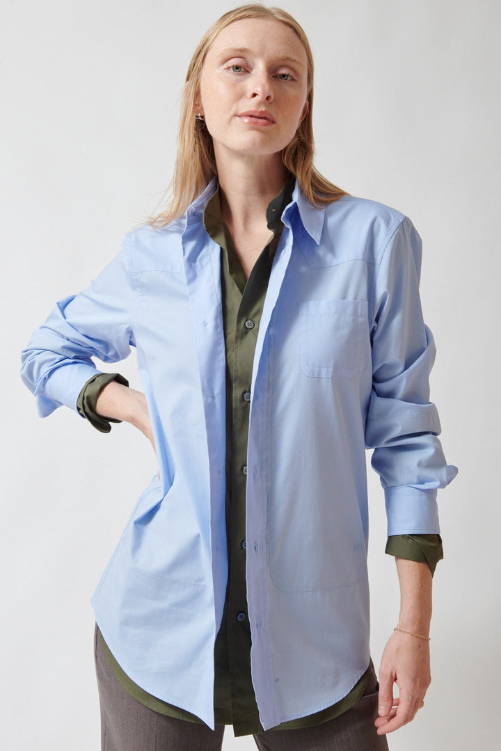 Madi wearing N°21 Dress Up Ranger Overlay Shirt front view