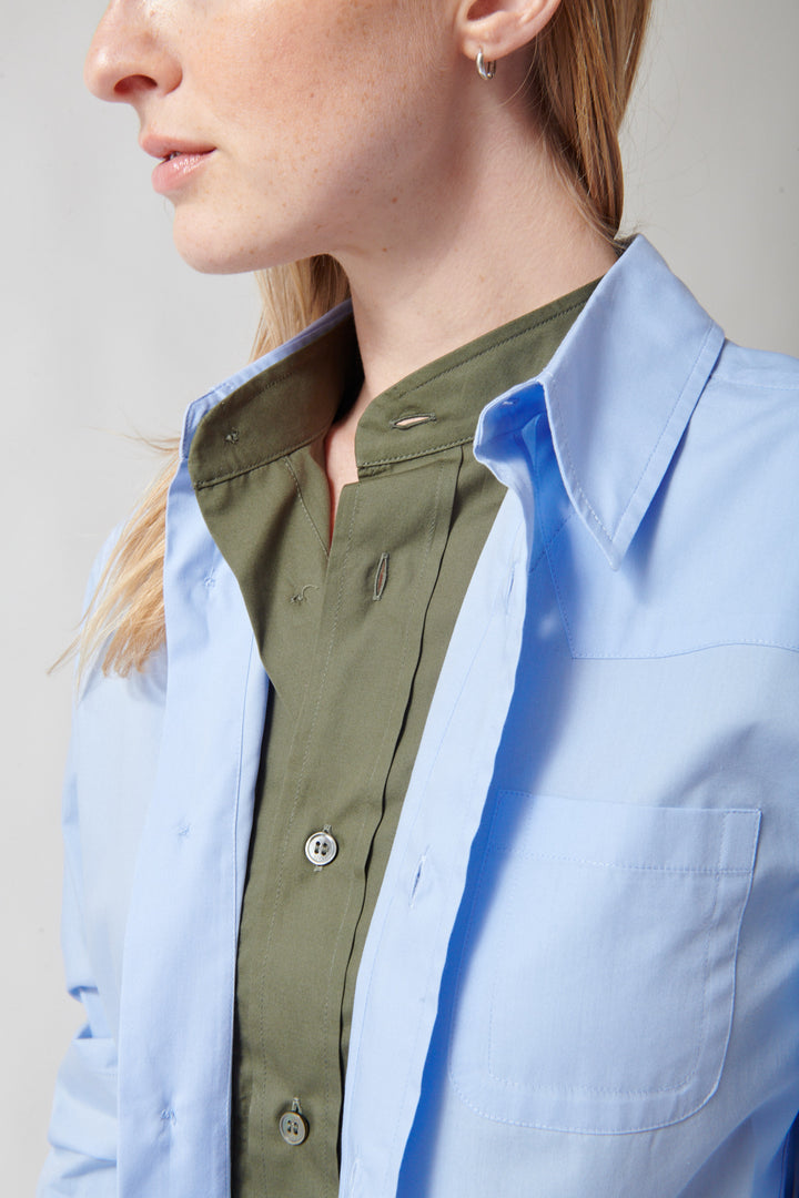 Madi wearing N°21 Dress Up Ranger Overlay Shirt collar/detail view