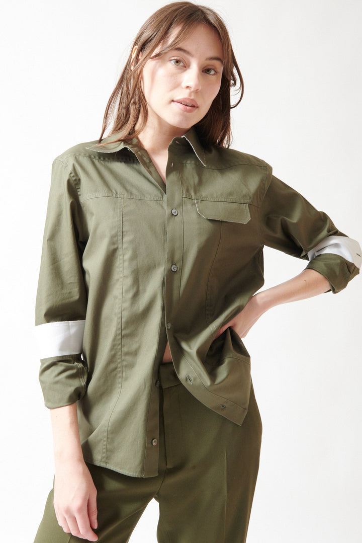 Angela wearing N°21 Raw Edge Ranger Shirt front view