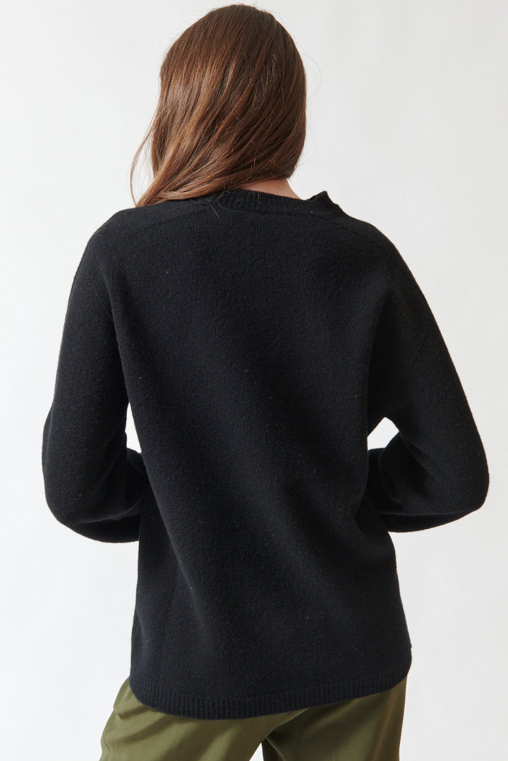Angela WEARING Sofie D'Hoore Monroe Long Sleeve Seamless C Neck Pullover rear VIEW