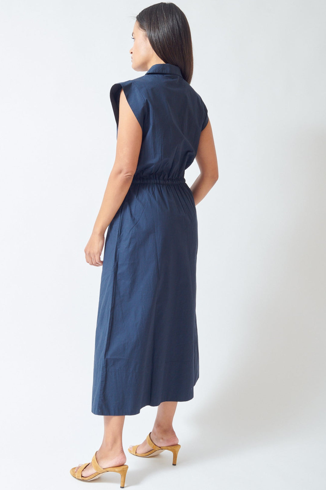 Amanda wearing Lilla P Gusset Sleeve Maxi Dress rear view