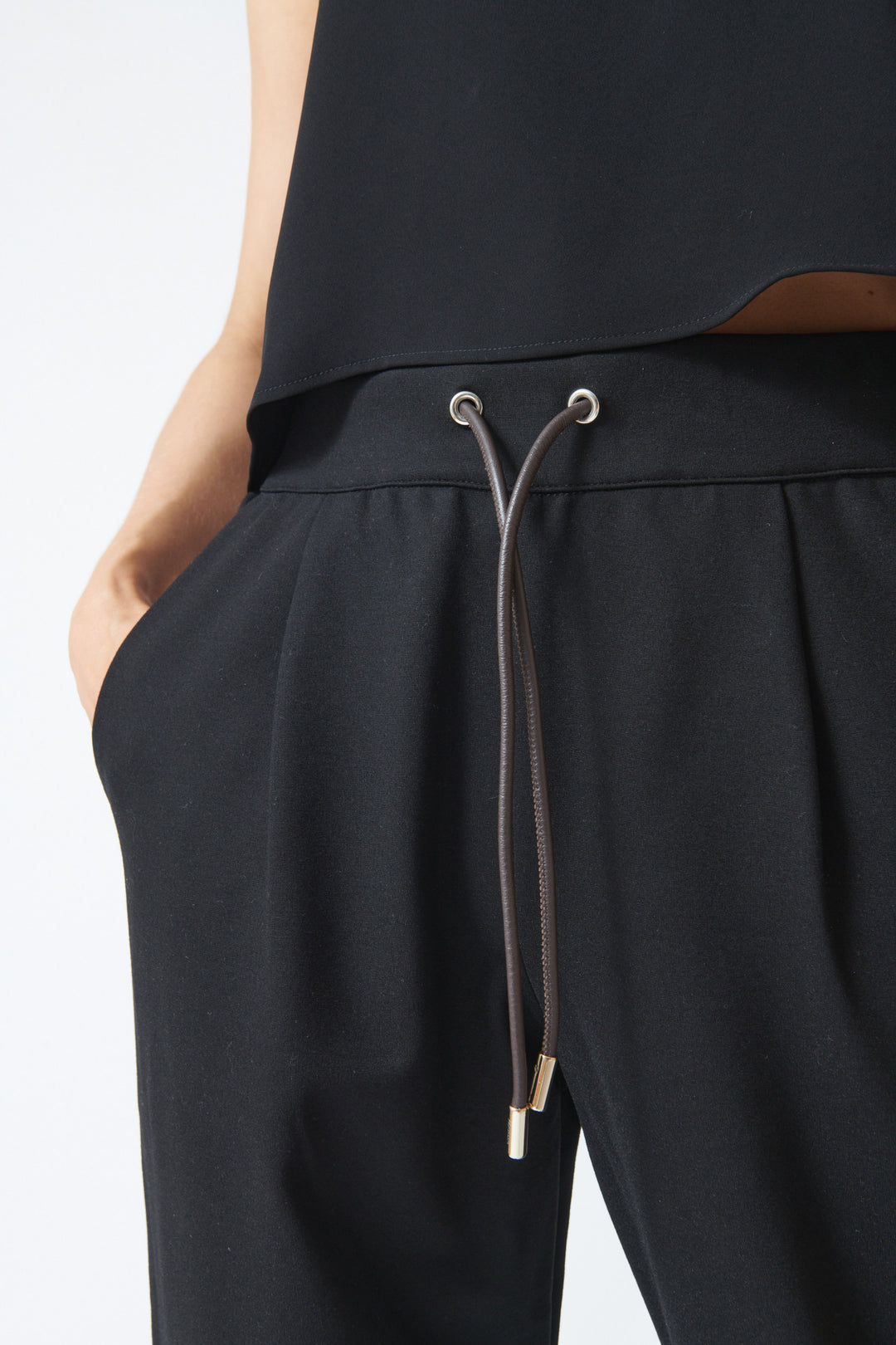 Mari wearing Herno Luxe Drawstring Pant Black front/detail view