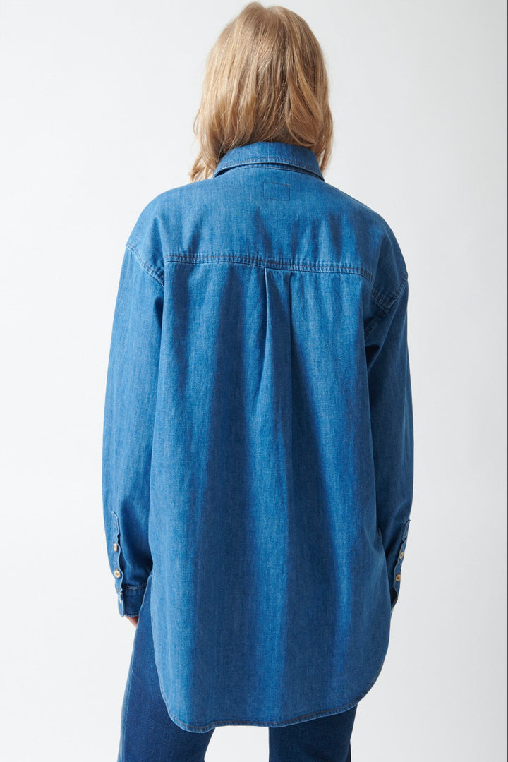 Madi wearing Jamie Haller The Essential Shirt rear view