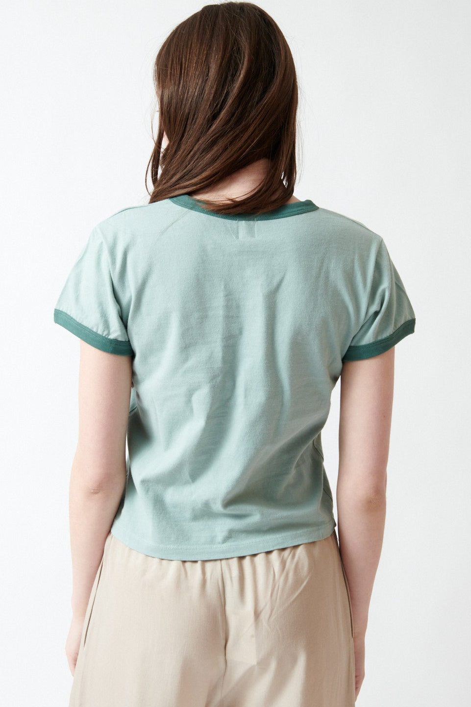 Angela wearing LESET Margo Ringer Tee rear view