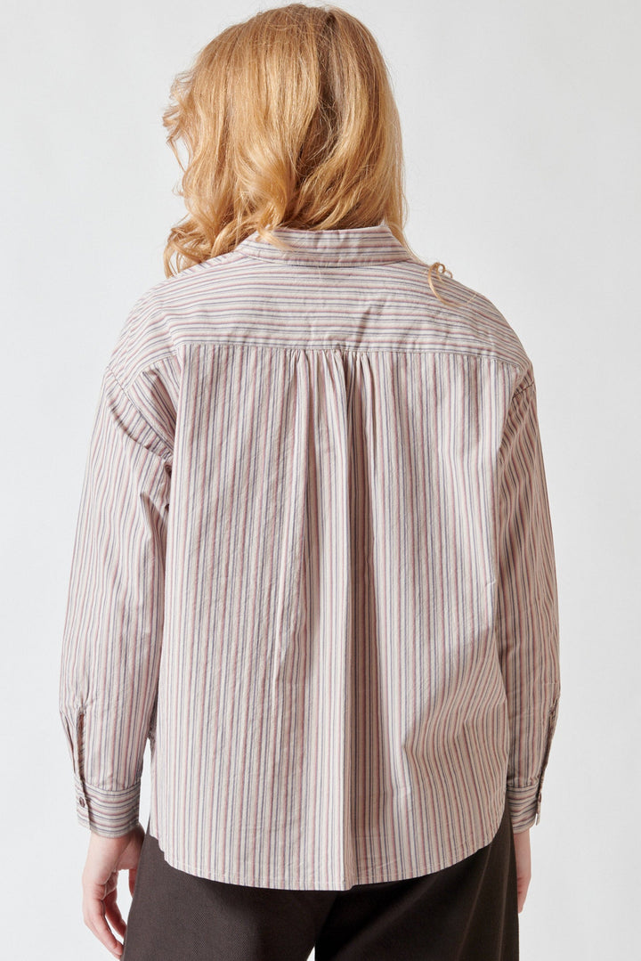 Waverly wearing Labo.Art Aeolian Rafa Shirt rear view