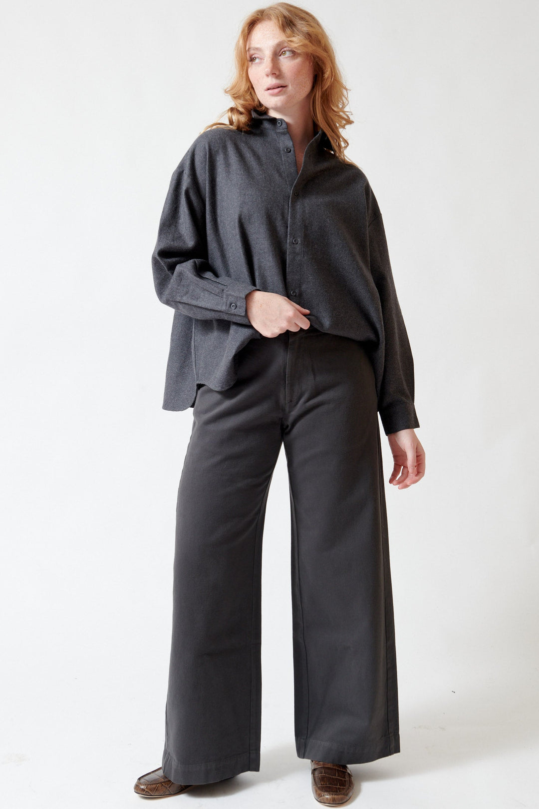 Waverly wearing Labo.Art Pandora Pant front view