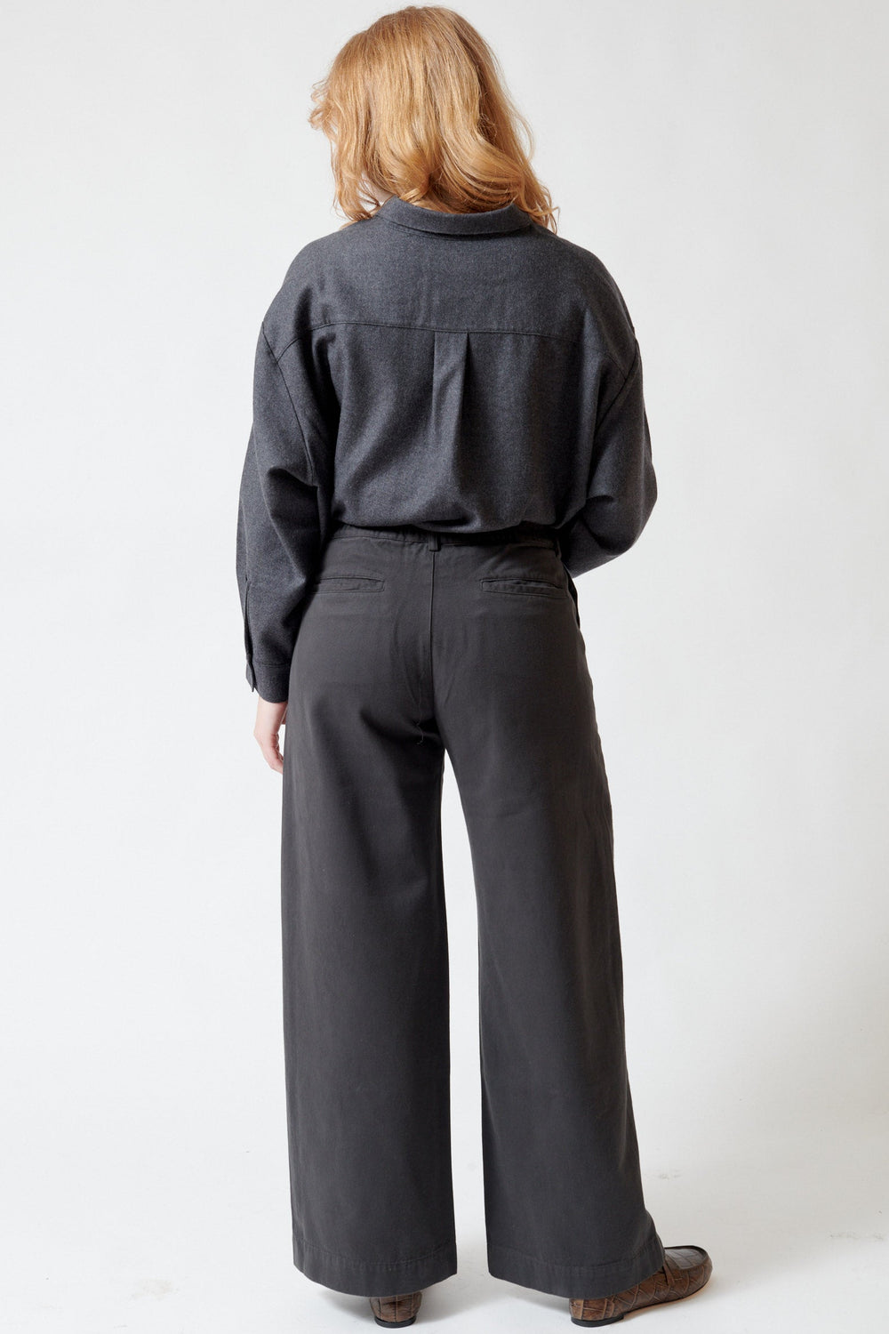 Waverly wearing Labo.Art Pandora Pant rear view