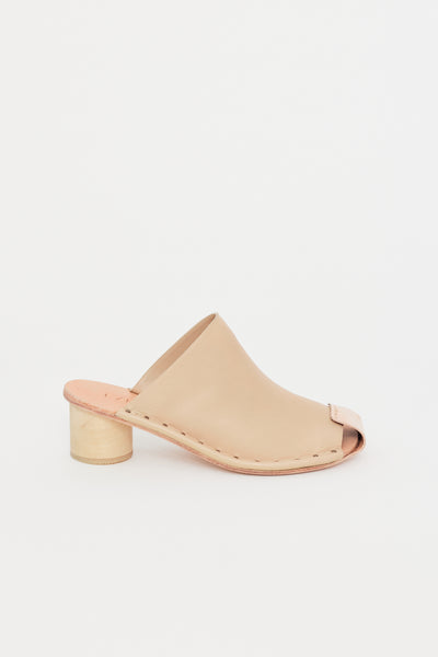 Lauren Manoogian Dowel Pump