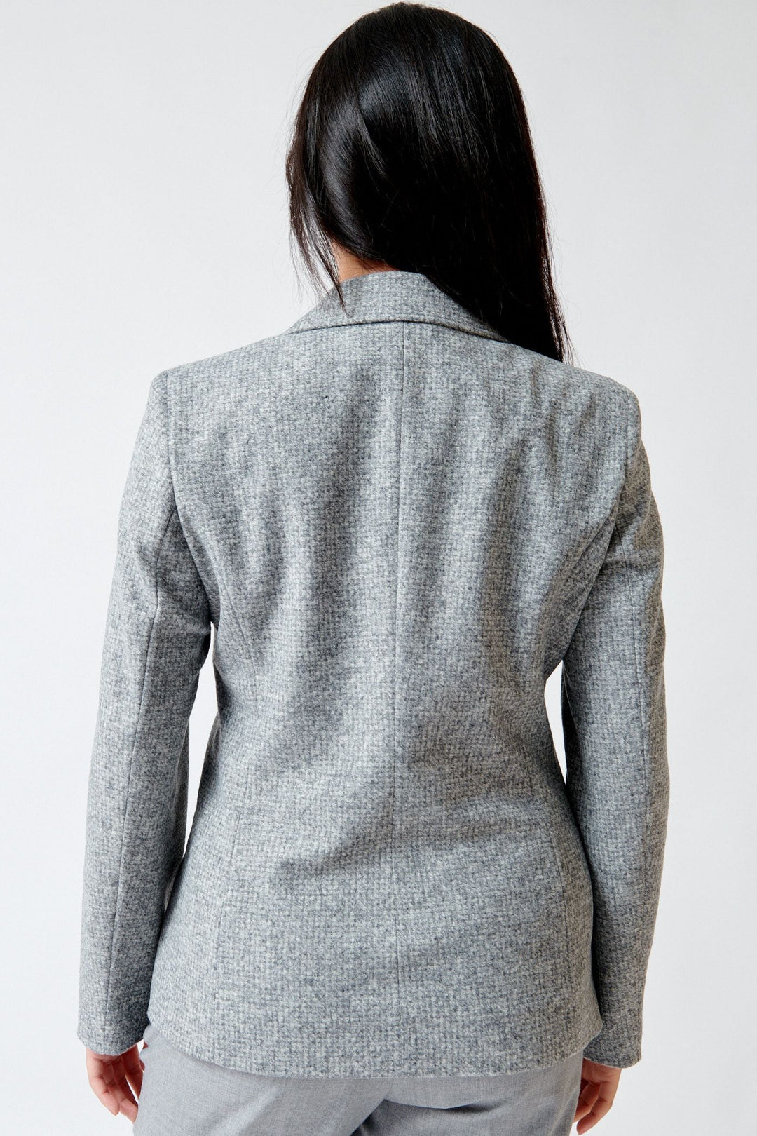 Lilly wearing Seventy Janet One Button Blazer Grey Melange rear view