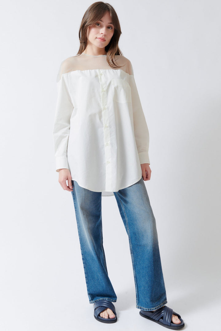 Angela wearing MM6 Maison Margiela Hanging In The Air Cotton Poplin Shirt front view