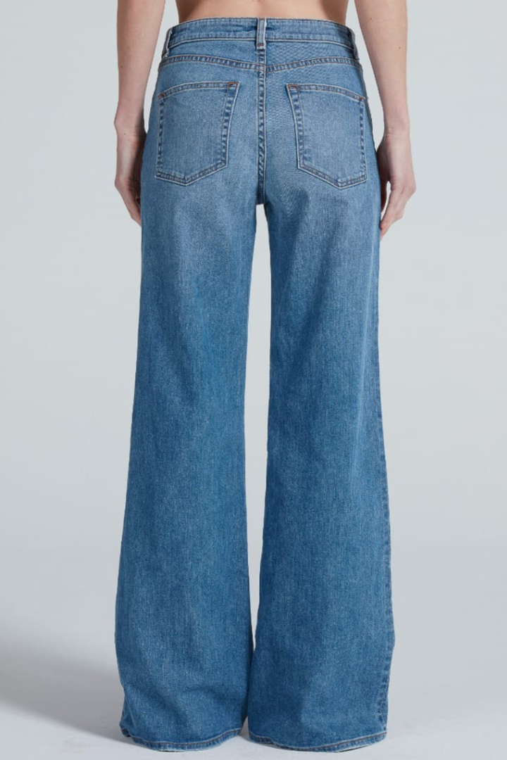 Model wearing ASKK NYC Bailer jean for Grethen House back view
