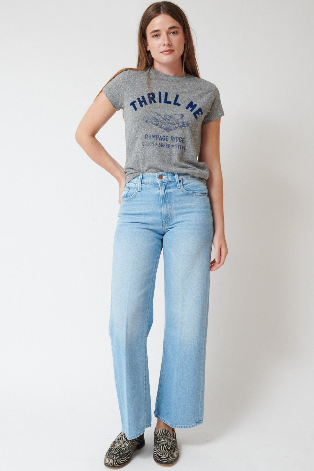 Julia wearing Mother Denim The Whip Skimp front view