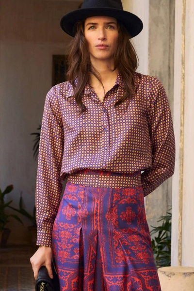 Momoni Arles Shirt, modeled, front