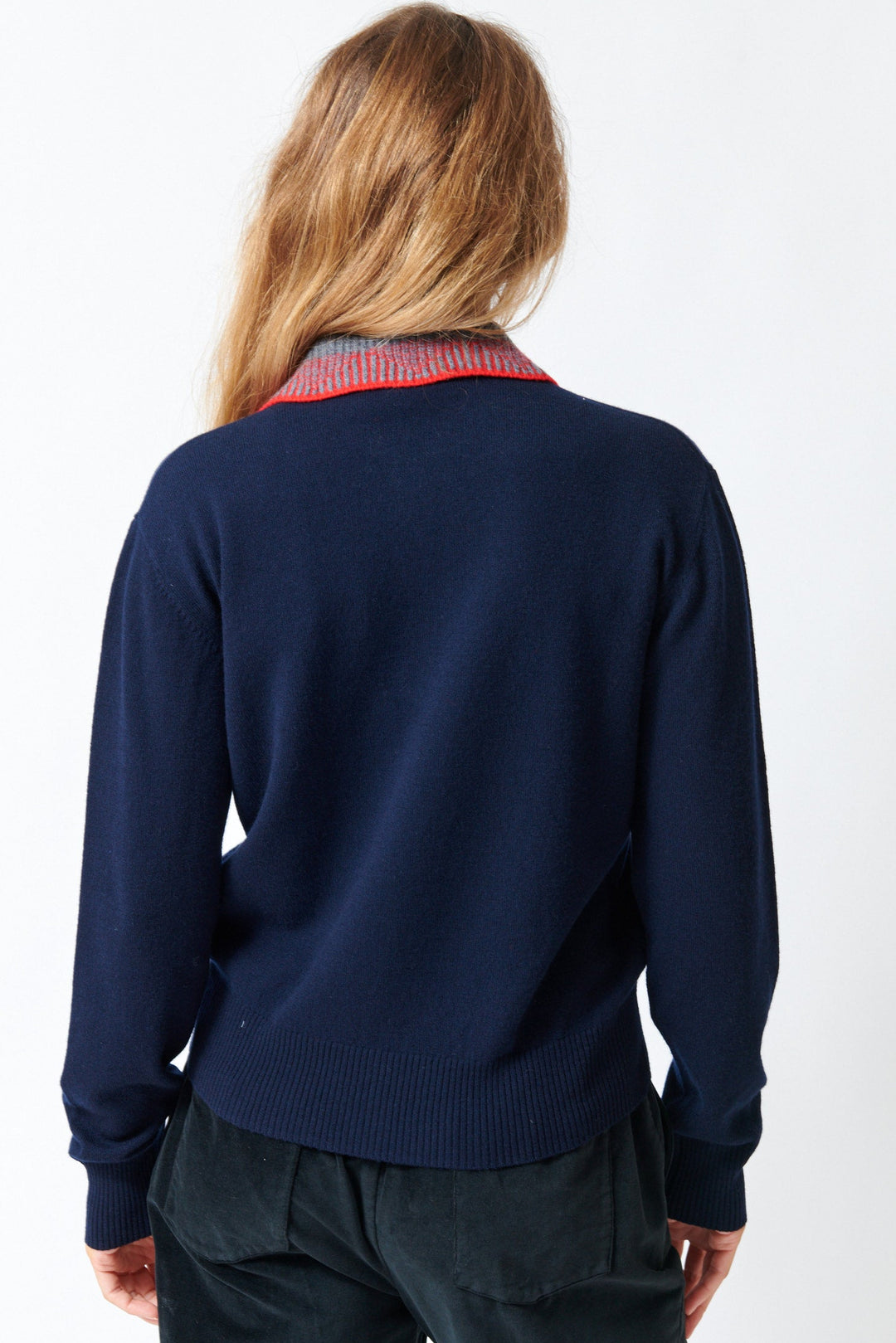 Mari wearing N°21 Grey And Poppy Polo Collar Pullover rear view