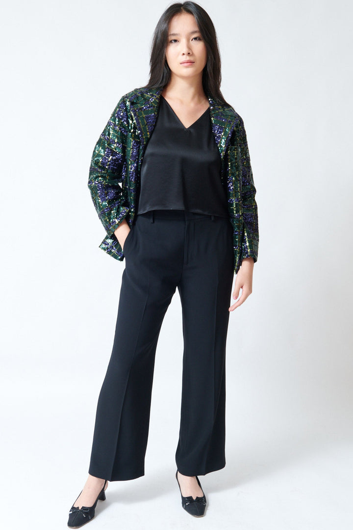 Lilly wearing N°21 Viscose Acetate Elastic Back Pant front view