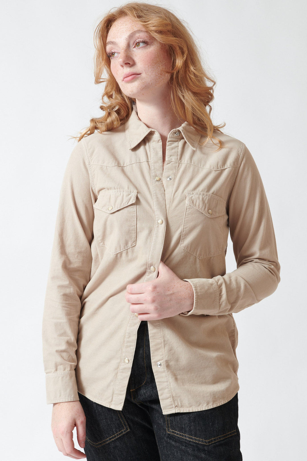 Waverly wearing Nili Lotan Travis Corduroy Shirt Travertine front view