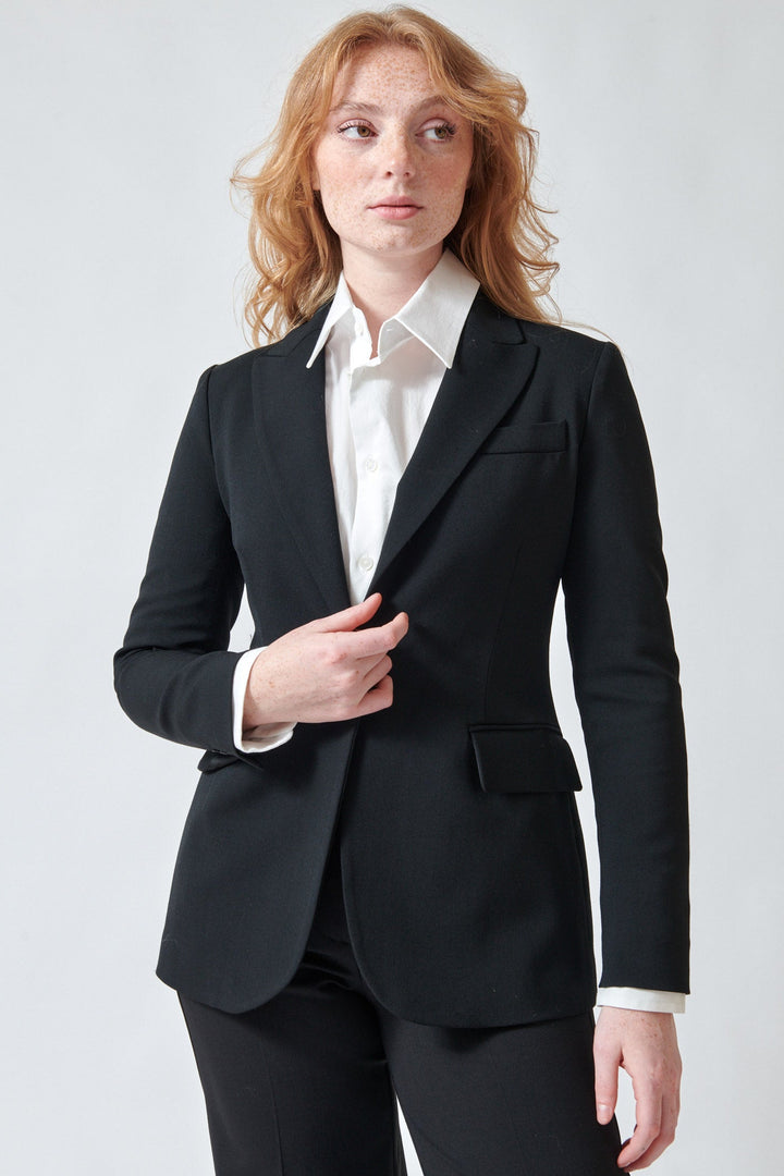 Waverly wearing P.A.R.O.S.H. Liliuxy Jacket front view